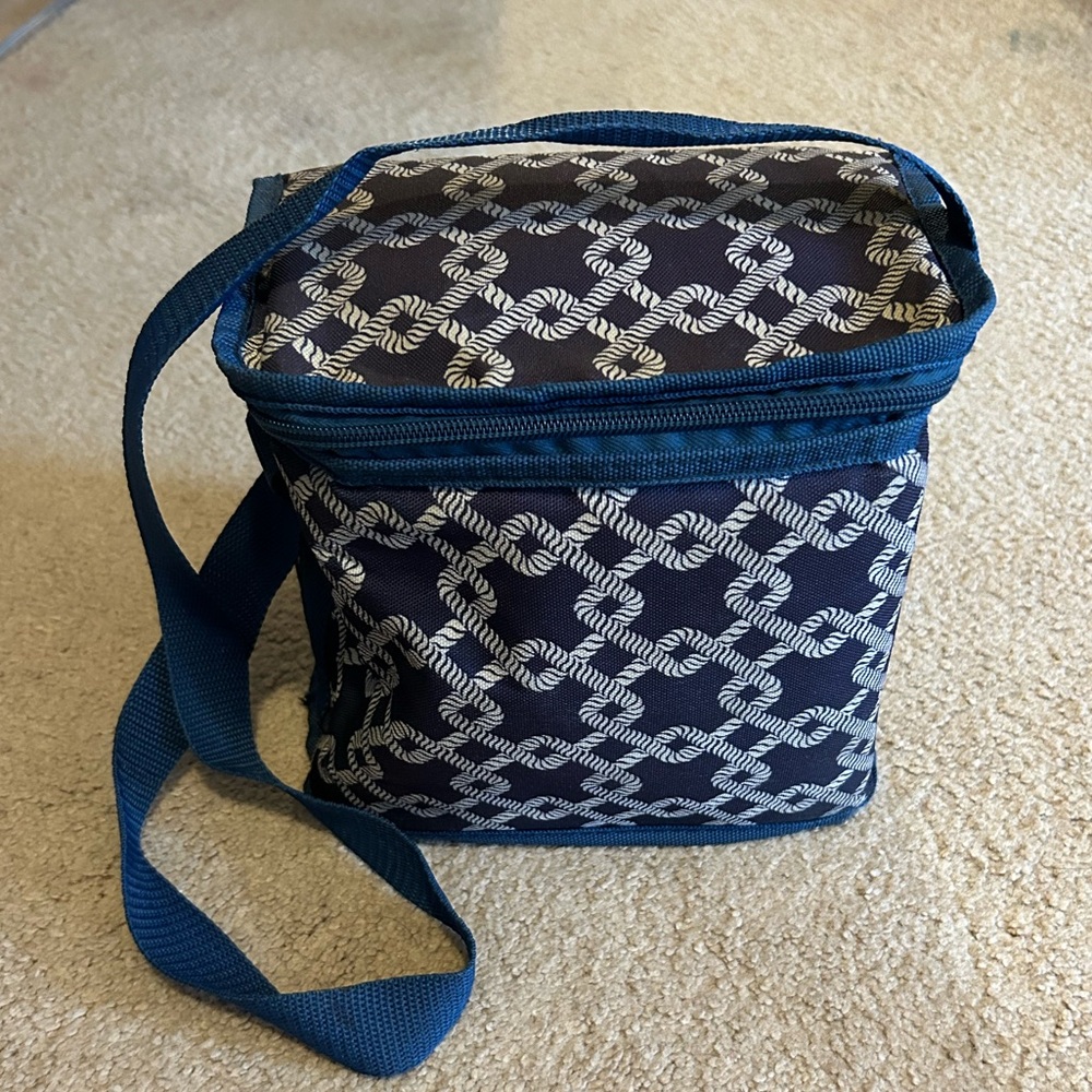Blue/White Lunchbox